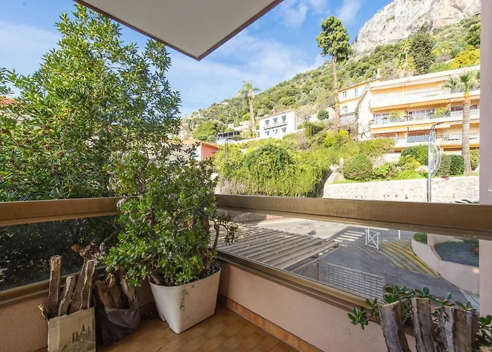 2 Pieces Confortable A Garavan - Parking *