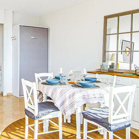 2 Pièces Confortable à Garavan - Parking *