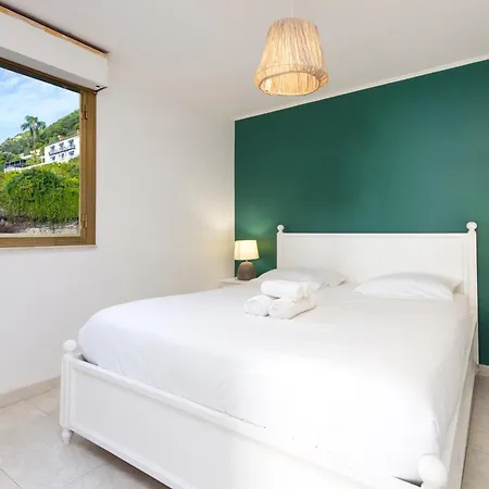 2 Pieces Confortable A Garavan - Parking Apartment *