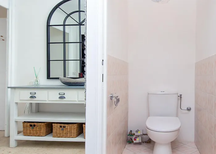 2 Pieces Confortable A Garavan - Parking 멍똥