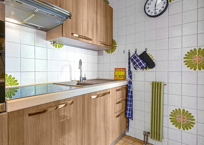 2 Pieces Confortable A Garavan - Parking Menton